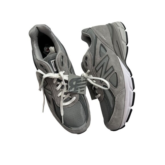 New Balance 990v4 Sneakers in Grey - Picture 1 of 10